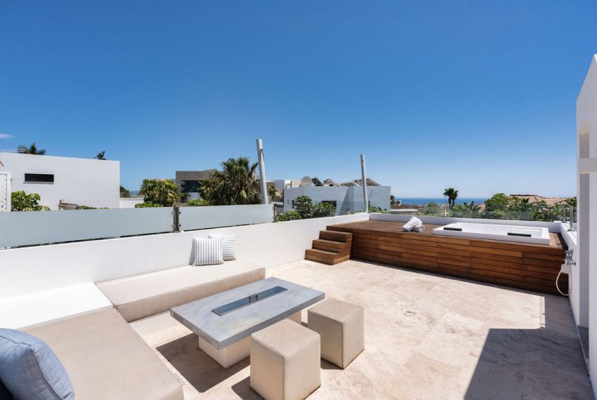 R5167978-House-For-Sale-La-Quinta-Detached-Villa-5-Beds-631-Built-10