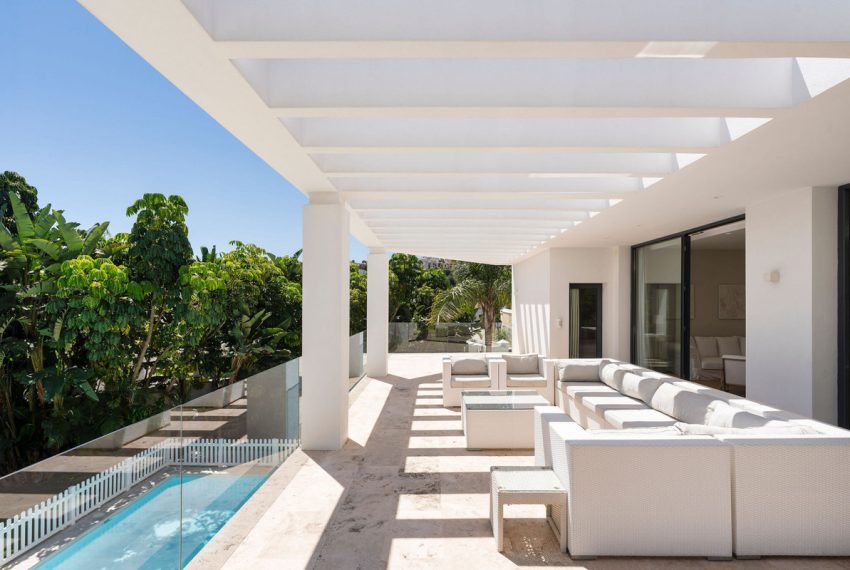 R5167978-House-For-Sale-La-Quinta-Detached-Villa-5-Beds-631-Built-17