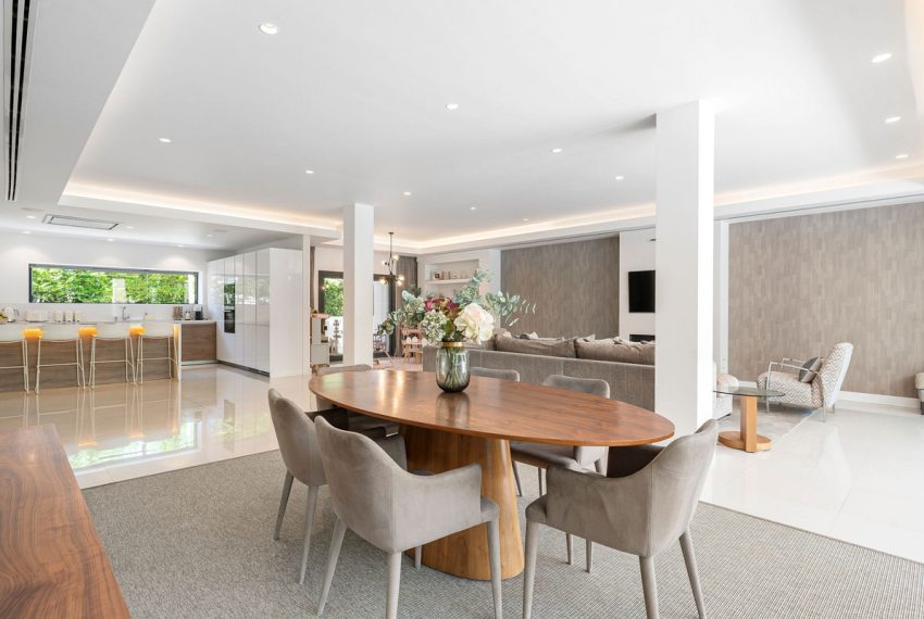 R5167978-House-For-Sale-La-Quinta-Detached-Villa-5-Beds-631-Built-5