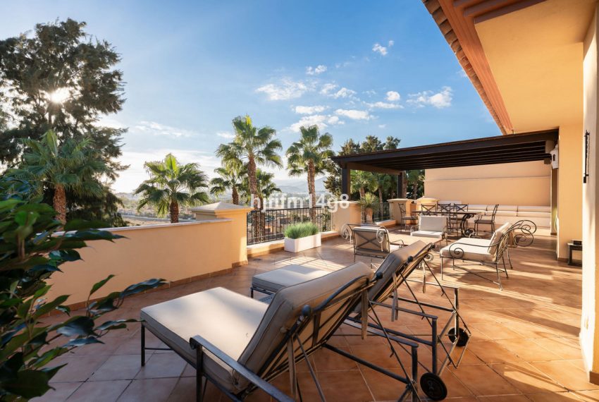 R5216806-Apartment-For-Sale-Nueva-Andalucia-Penthouse-3-Beds-143-Built-1