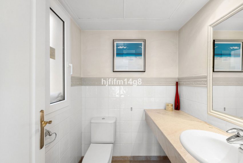 R5216806-Apartment-For-Sale-Nueva-Andalucia-Penthouse-3-Beds-143-Built-13