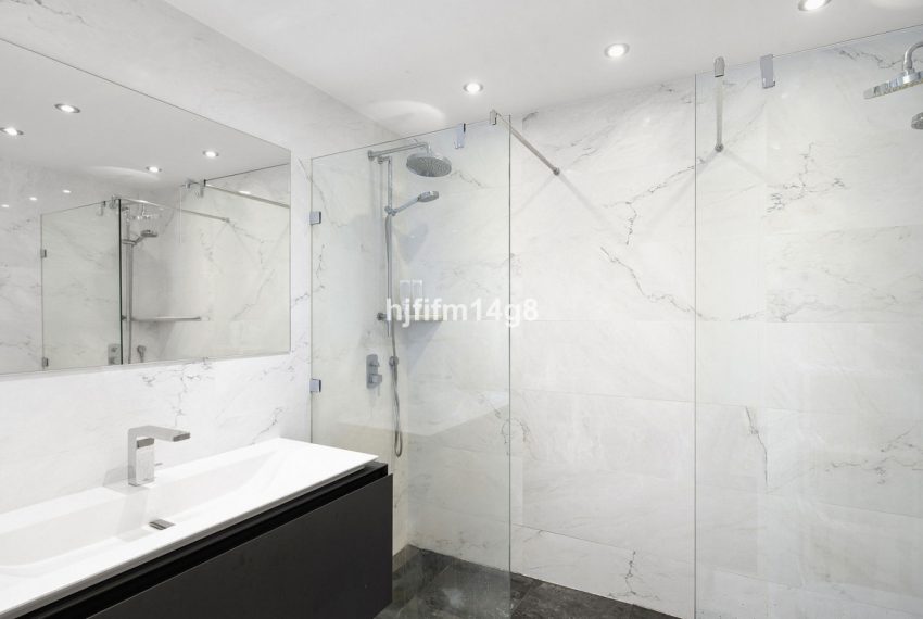R5216806-Apartment-For-Sale-Nueva-Andalucia-Penthouse-3-Beds-143-Built-9