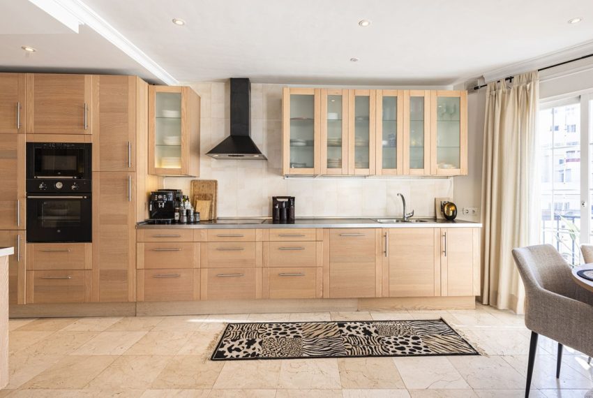 R5229550-Apartment-For-Sale-San-Pedro-de-Alcantara-Top-Floor-Apartment-1-Beds-146-Built-5