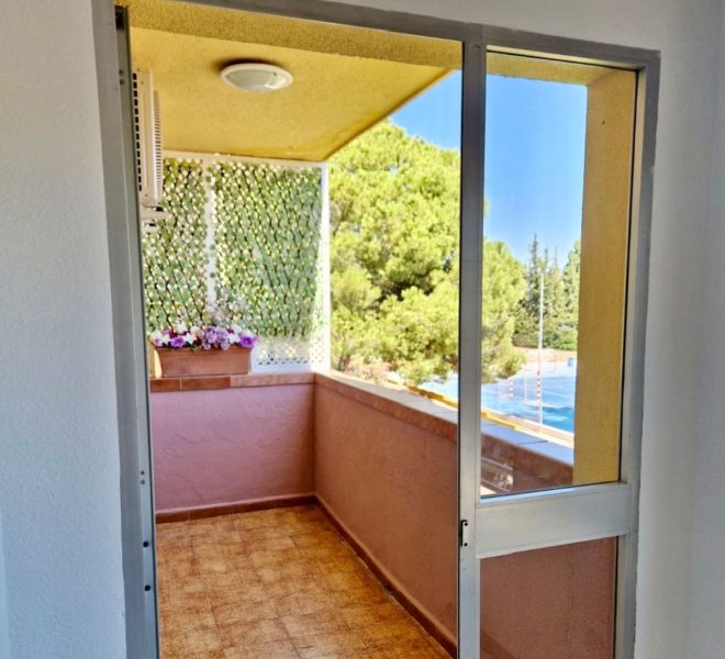 R5249965-Image 1-Middle Floor Apartment - 3 Beds - 100 Built