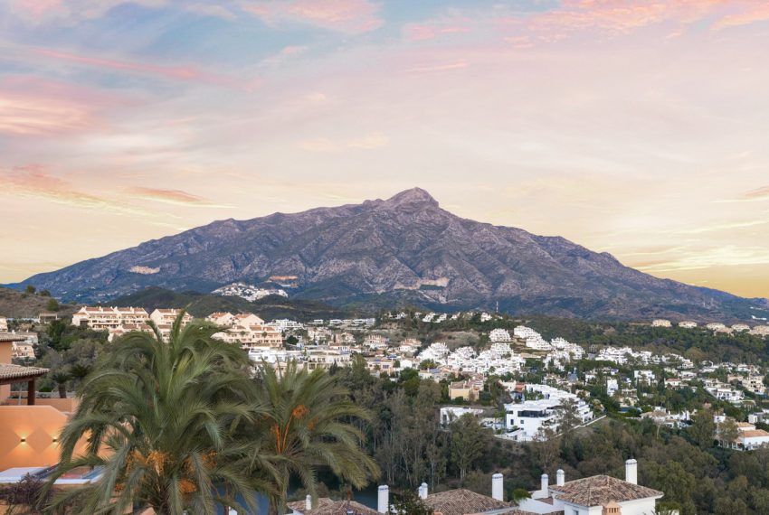 R5289895-Apartment-For-Sale-Nueva-Andalucia-Penthouse-Duplex-4-Beds-305-Built-8