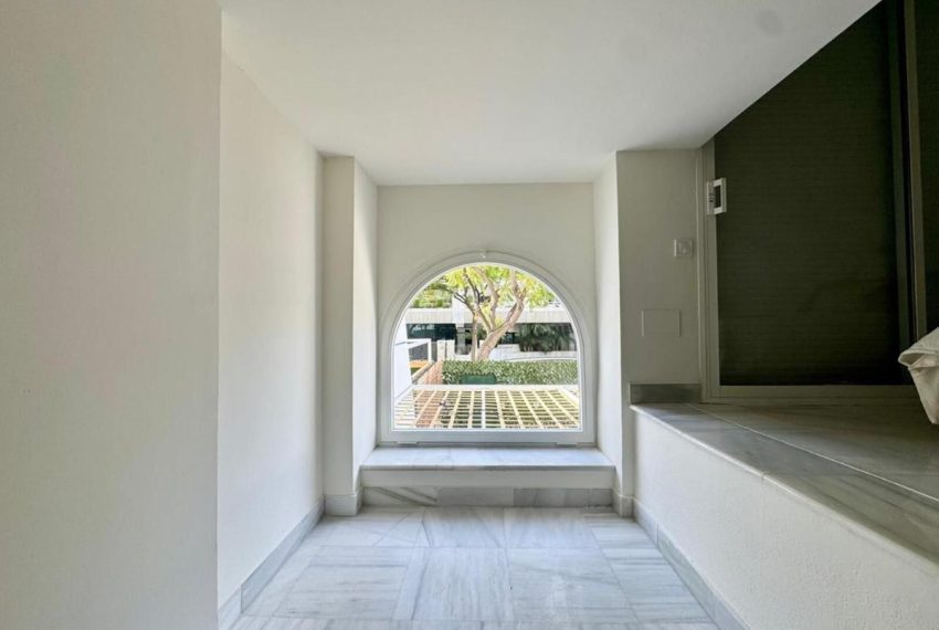 R5303302-Apartment-For-Sale-The-Golden-Mile-Duplex-2-Beds-116-Built-11