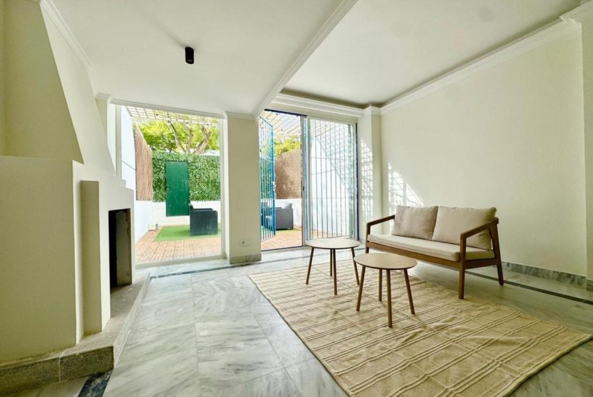 R5303302-Apartment-For-Sale-The-Golden-Mile-Duplex-2-Beds-116-Built-3