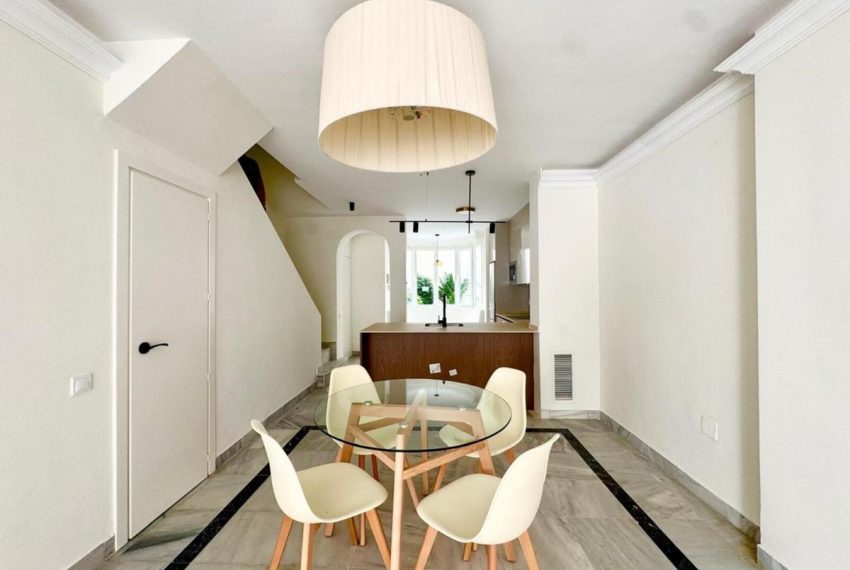 R5303302-Apartment-For-Sale-The-Golden-Mile-Duplex-2-Beds-116-Built-4