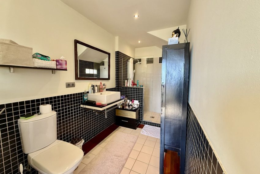 R5335522-Apartment-For-Sale-Nagueles-Duplex-2-Beds-126-Built-15