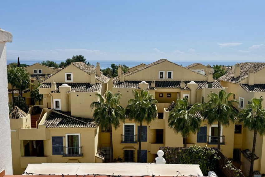 R5335522-Apartment-For-Sale-Nagueles-Duplex-2-Beds-126-Built-17