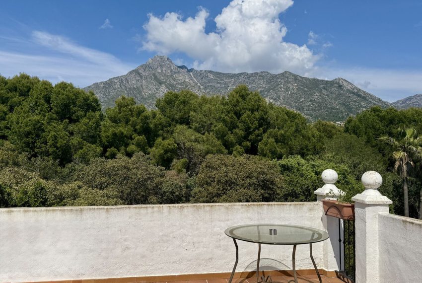 R5335522-Apartment-For-Sale-Nagueles-Duplex-2-Beds-126-Built-18