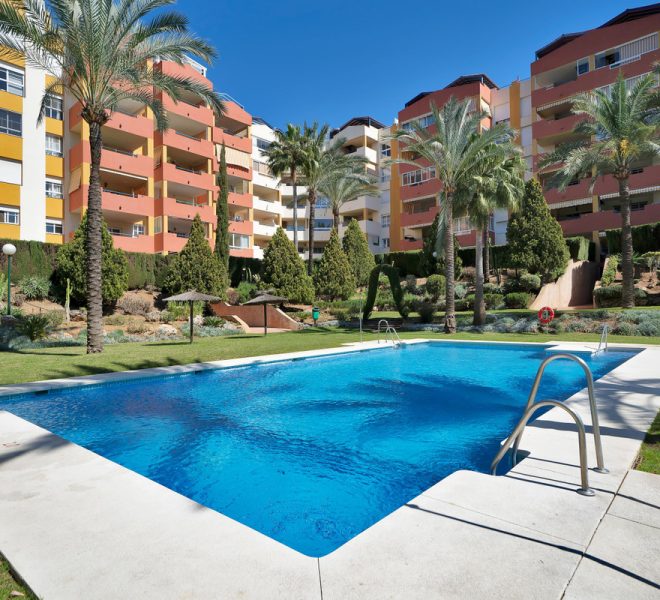 R5336869-Image 1-Penthouse - 2 Beds - 135 Built