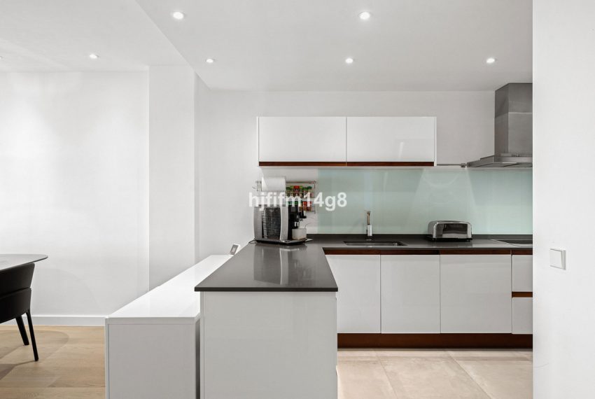 R5338138-Apartment-For-Sale-Benahavis-Penthouse-2-Beds-103-Built-11
