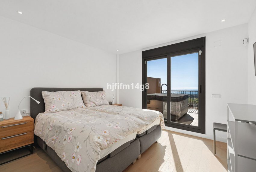 R5338138-Apartment-For-Sale-Benahavis-Penthouse-2-Beds-103-Built-12