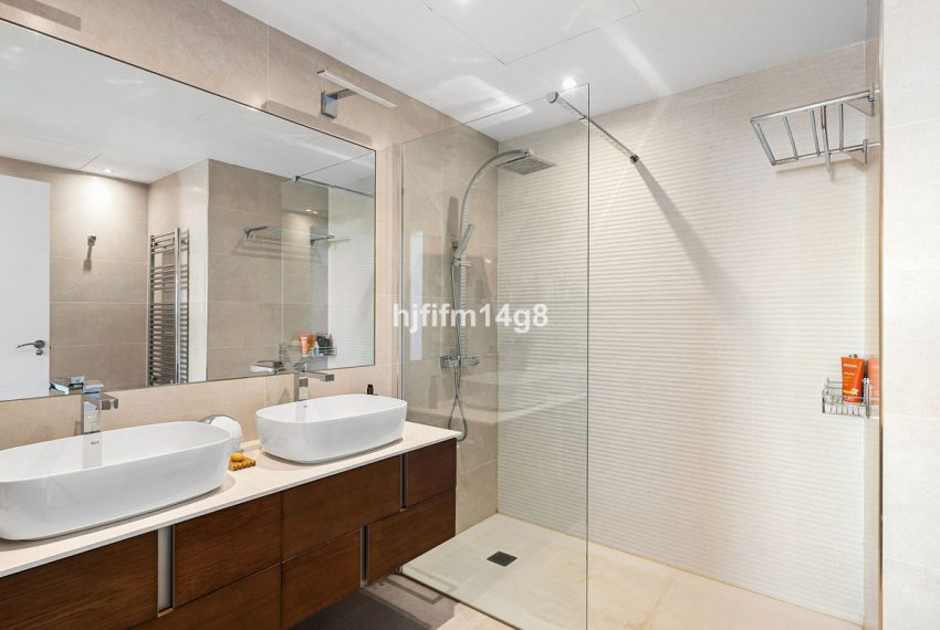 R5338138-Apartment-For-Sale-Benahavis-Penthouse-2-Beds-103-Built-14