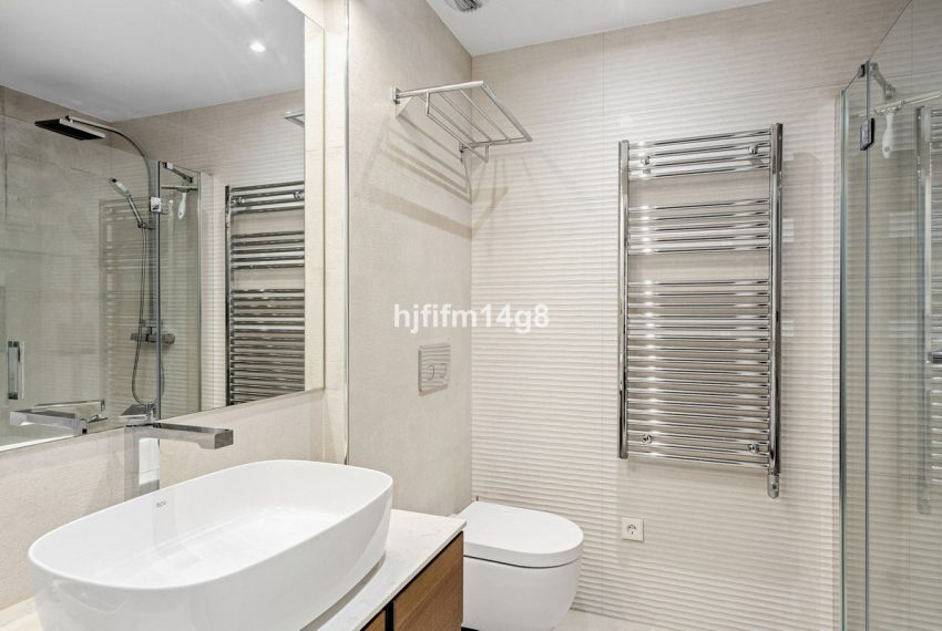 R5338138-Apartment-For-Sale-Benahavis-Penthouse-2-Beds-103-Built-16