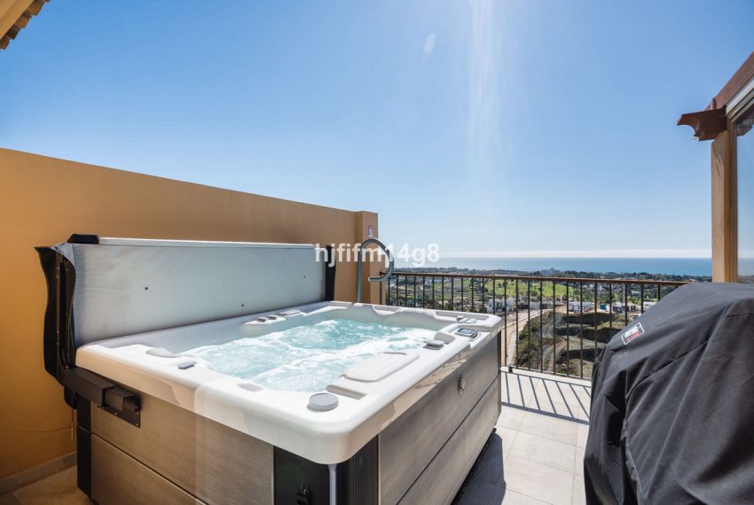 R5338138-Apartment-For-Sale-Benahavis-Penthouse-2-Beds-103-Built-3