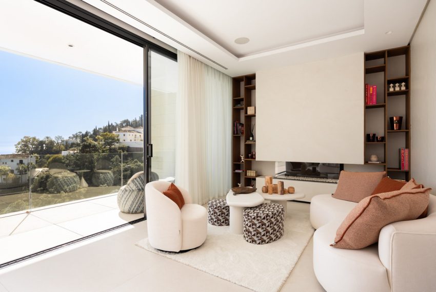 R5339458-House-For-Sale-El-Madronal-Detached-Villa-7-Beds-1175-Built-13