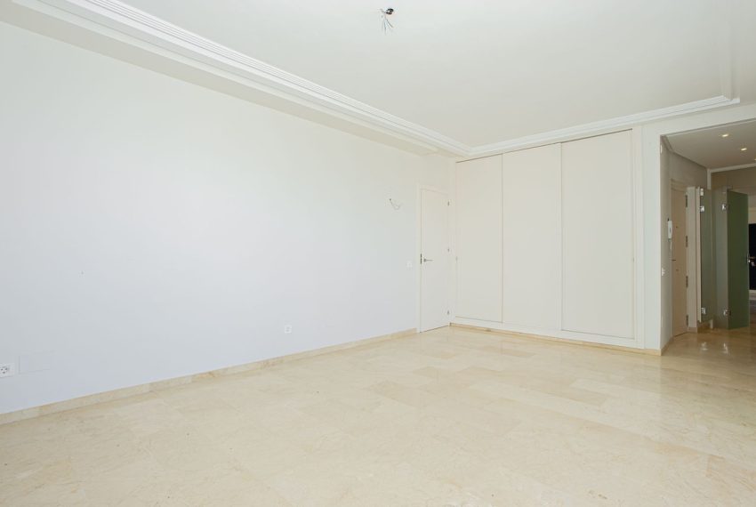 R5340790-Apartment-For-Sale-Rio-Real-Penthouse-4-Beds-205-Built-17