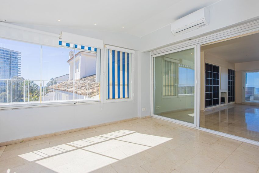 R5340790-Apartment-For-Sale-Rio-Real-Penthouse-4-Beds-205-Built-9