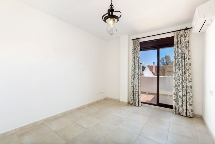 R5344102-Apartment-For-Sale-Nueva-Andalucia-Middle-Floor-Apartment-3-Beds-105-Built-6