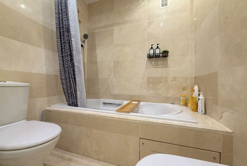 R5344333-Apartment-For-Sale-Estepona-Penthouse-2-Beds-100-Built-19