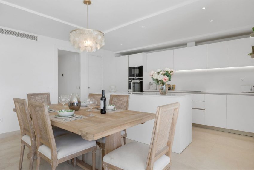 R5346109-Apartment-For-Sale-Nueva-Andalucia-Penthouse-2-Beds-98-Built-11