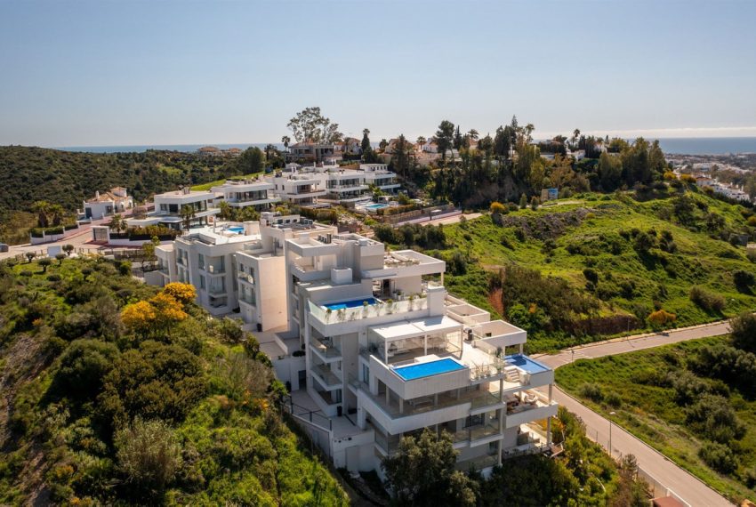 R5346109-Apartment-For-Sale-Nueva-Andalucia-Penthouse-2-Beds-98-Built-3