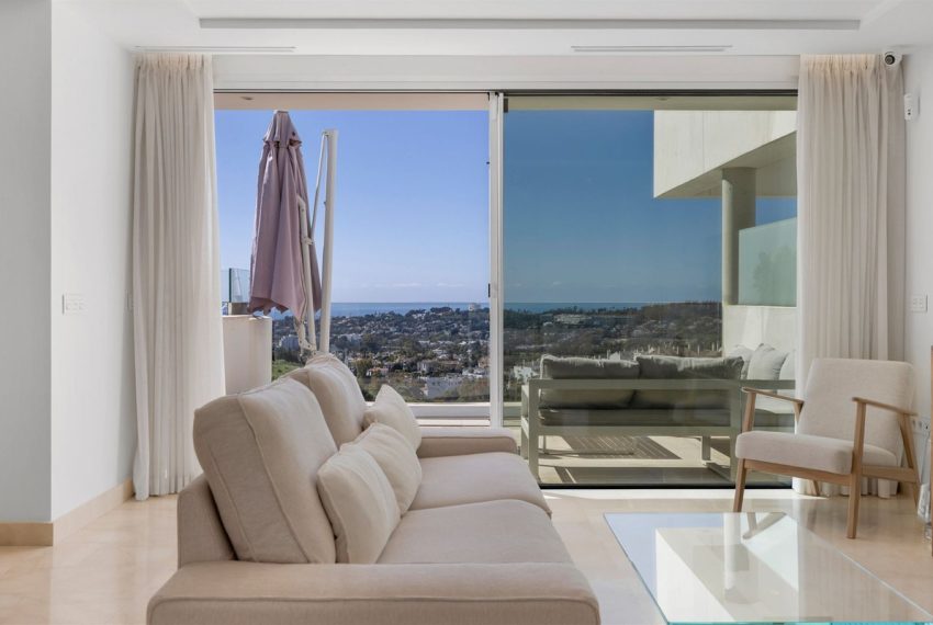 R5346109-Apartment-For-Sale-Nueva-Andalucia-Penthouse-2-Beds-98-Built-8