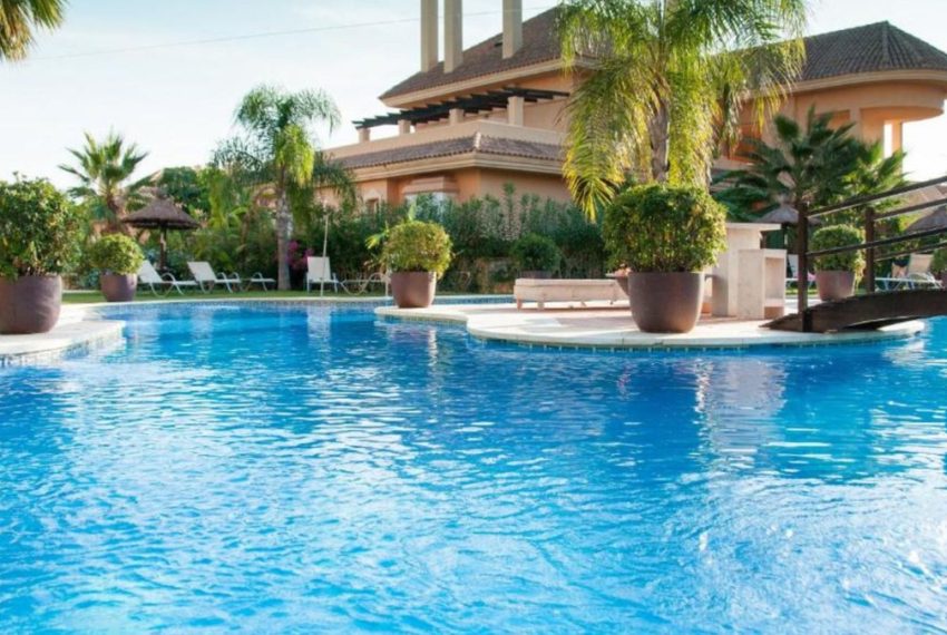 R5346352-Apartment-For-Sale-Aloha-Middle-Floor-Apartment-2-Beds-95-Built-2