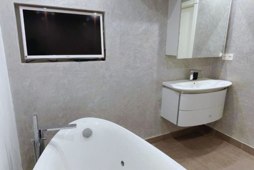 R5346352-Apartment-For-Sale-Aloha-Middle-Floor-Apartment-2-Beds-95-Built-6