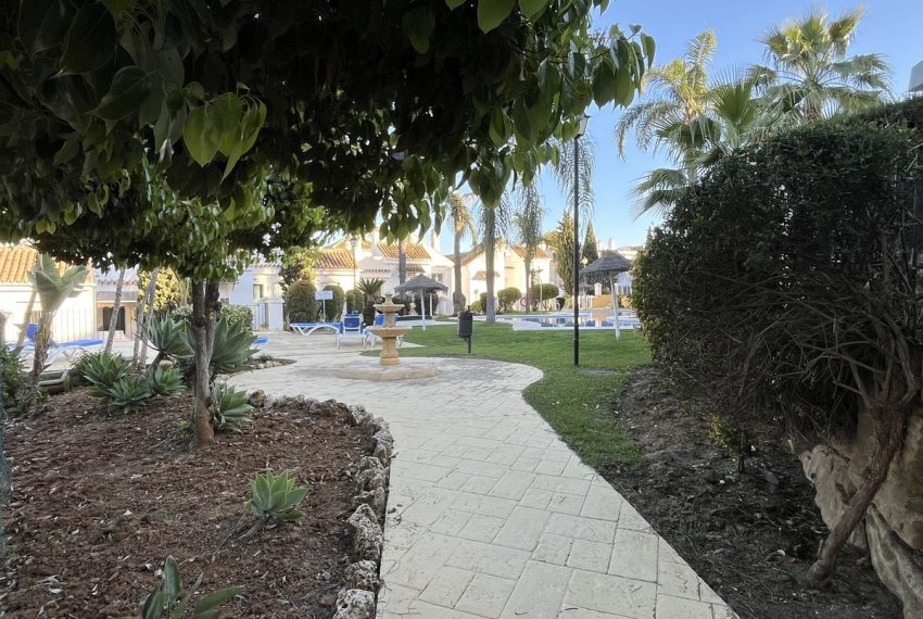 R5347468-Apartment-For-Sale-Aloha-Ground-Floor-Apartment-2-Beds-95-Built-12
