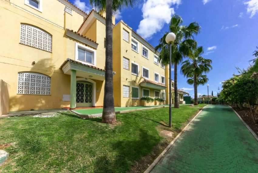 R5347789-Apartment-For-Sale-Las-Brisas-Ground-Floor-Apartment-1-Beds-105-Built-9