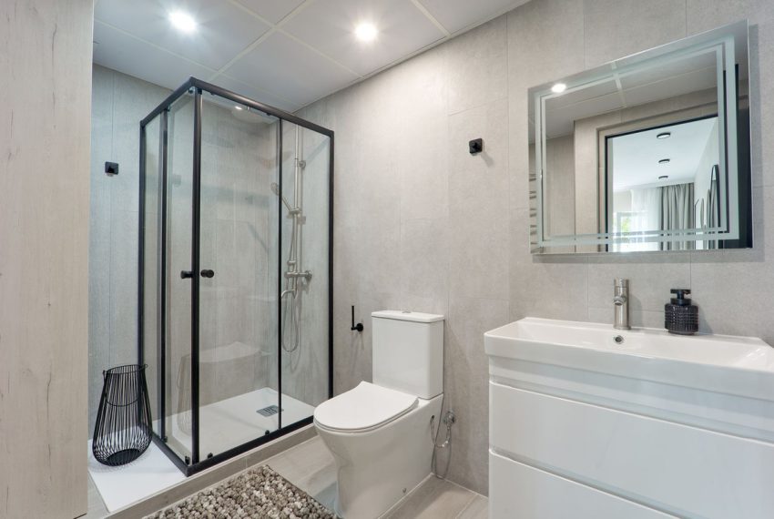 R5348110-Apartment-For-Sale-Nueva-Andalucia-Middle-Floor-Apartment-2-Beds-75-Built-19