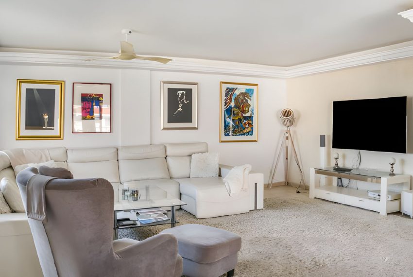 R5348200-Apartment-For-Sale-La-Campana-Penthouse-3-Beds-187-Built-11
