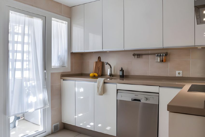 R5348200-Apartment-For-Sale-La-Campana-Penthouse-3-Beds-187-Built-2