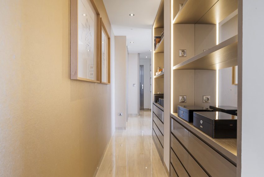 R5348359-Apartment-For-Sale-Benahavis-Penthouse-Duplex-4-Beds-350-Built-10