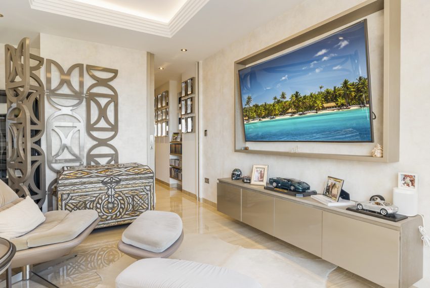 R5348359-Apartment-For-Sale-Benahavis-Penthouse-Duplex-4-Beds-350-Built-15