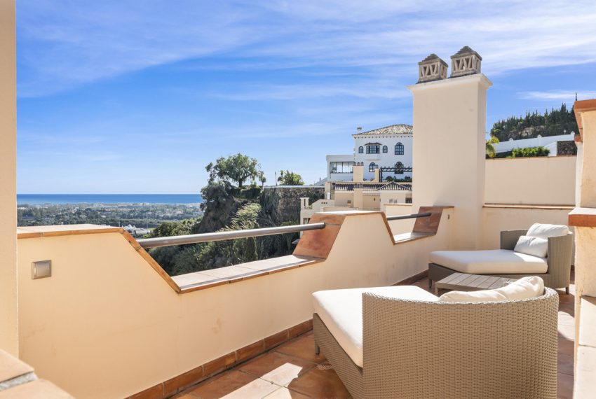 R5348359-Apartment-For-Sale-Benahavis-Penthouse-Duplex-4-Beds-350-Built