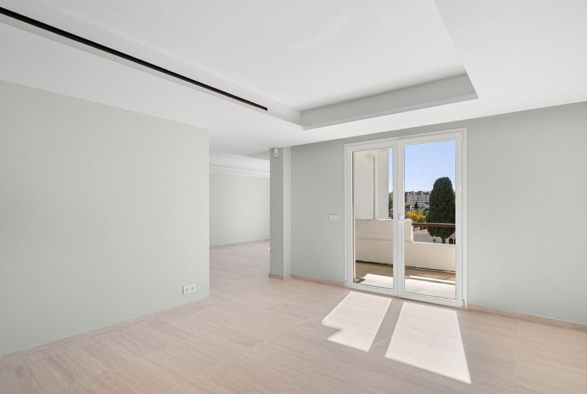R5348749-Apartment-For-Sale-Nueva-Andalucia-Penthouse-3-Beds-159-Built-4