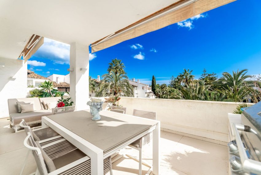 R5348767-Apartment-For-Sale-The-Golden-Mile-Middle-Floor-Apartment-3-Beds-150-Built-4