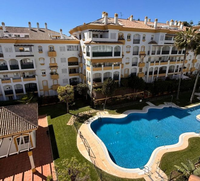 R5349340-Image 1-Penthouse Duplex - 4 Beds - 200 Built