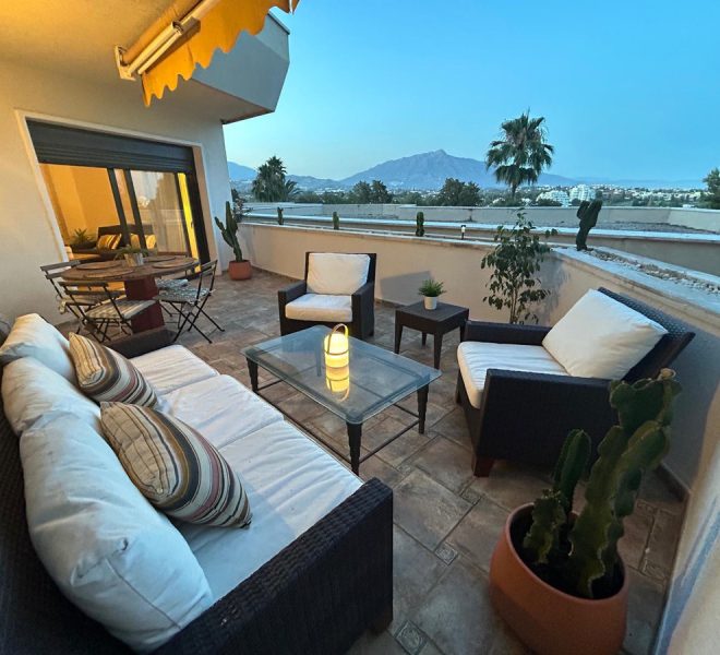R5349787-Image 1-Middle Floor Apartment - 2 Beds - 83 Built