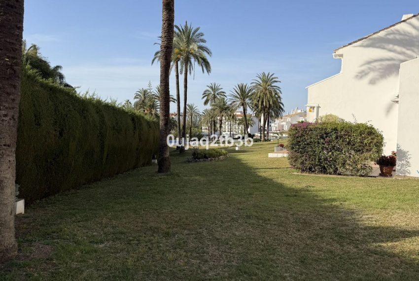 R5350471-Apartment-For-Sale-Nueva-Andalucia-Ground-Floor-Apartment-2-Beds-99-Built-1
