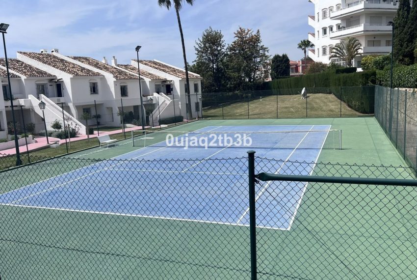 R5350471-Apartment-For-Sale-Nueva-Andalucia-Ground-Floor-Apartment-2-Beds-99-Built-11