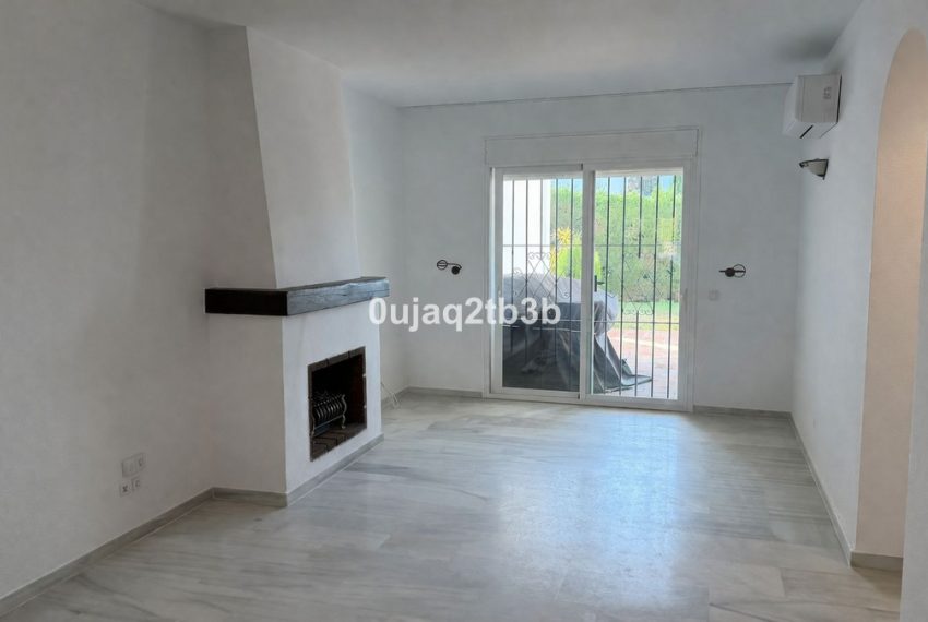 R5350471-Apartment-For-Sale-Nueva-Andalucia-Ground-Floor-Apartment-2-Beds-99-Built-2