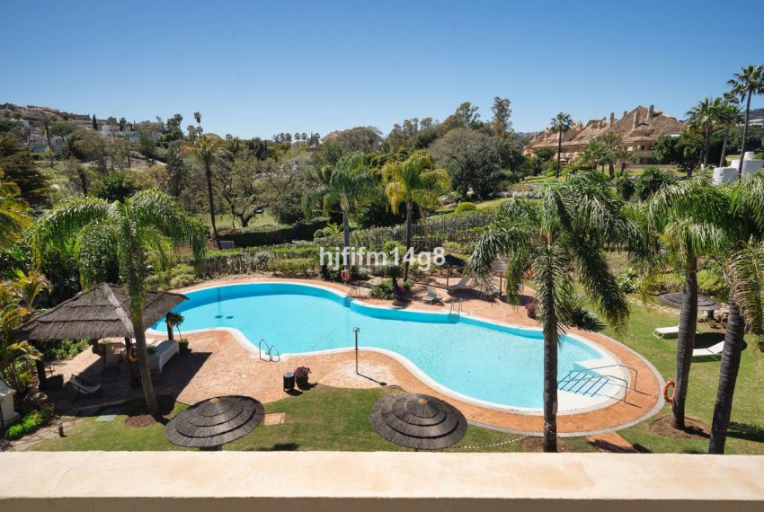 R5351119-Apartment-For-Sale-Nueva-Andalucia-Penthouse-Duplex-3-Beds-244-Built-1