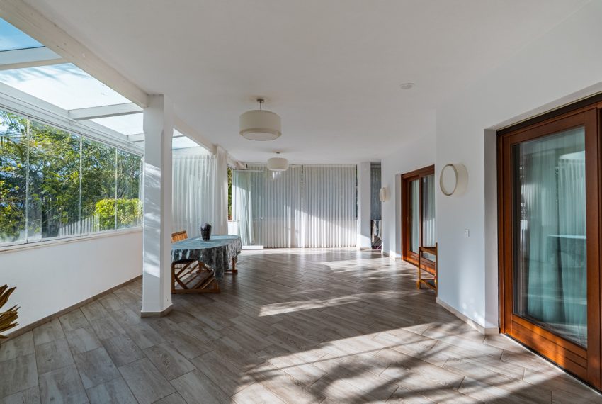 R5353000-Apartment-For-Sale-The-Golden-Mile-Ground-Floor-Apartment-2-Beds-244-Built-11