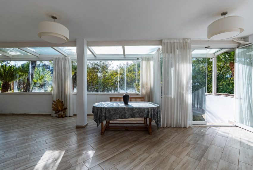 R5353000-Apartment-For-Sale-The-Golden-Mile-Ground-Floor-Apartment-2-Beds-244-Built-16