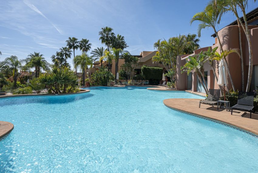 R5353435-Apartment-For-Sale-Marbella-Middle-Floor-Apartment-2-Beds-208-Built
